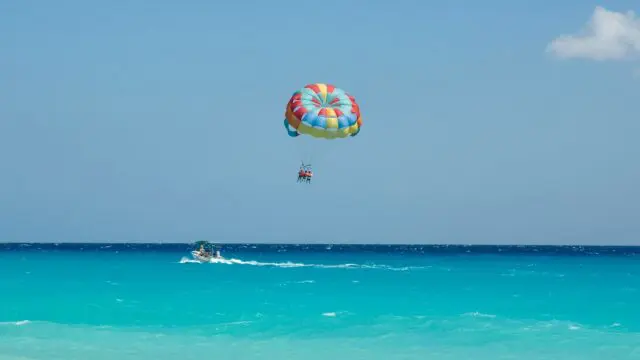 Things to Do, Parasailing, Gulf of America, Emerald Coast Vacations, Florida Golf Travel,