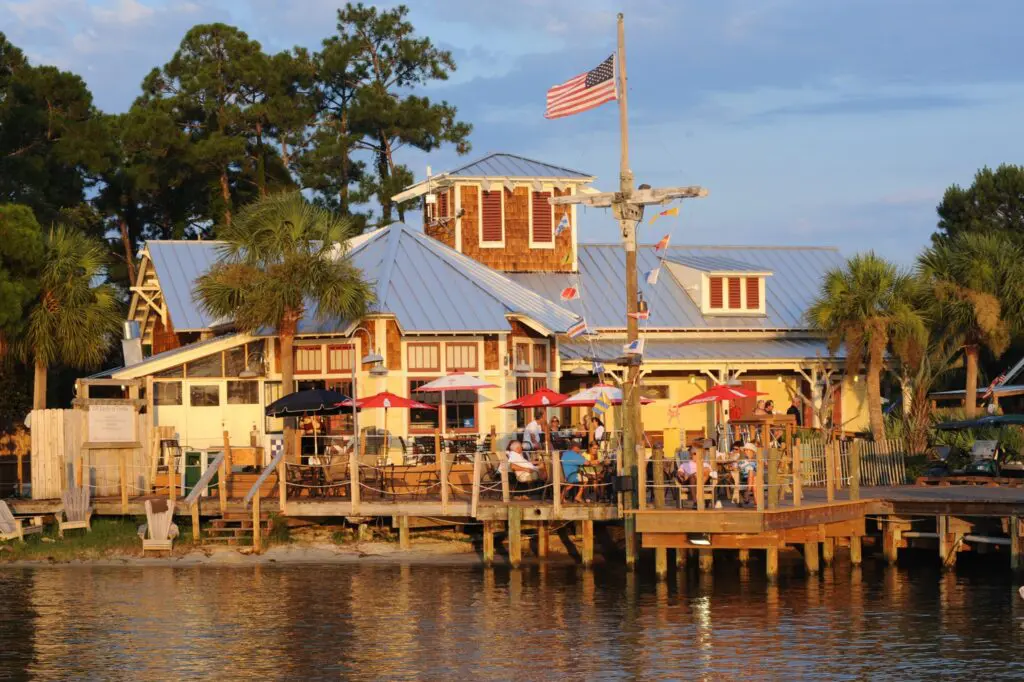 Marina Bar & Grill, Sandestin ,Miramar Beach, Choctawhatchee Bay, Waterfront dining,