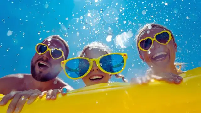 things to do, top attractions, shipwreck island waterpark,